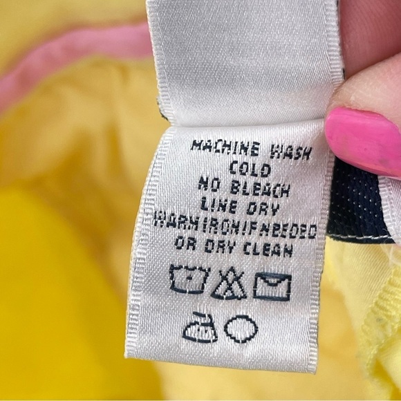 Lilly Pulitzer Yellow Capris - Picture 6 of 8